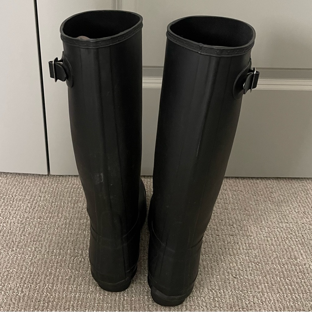 Hunter Boots - Picture 2 of 5
